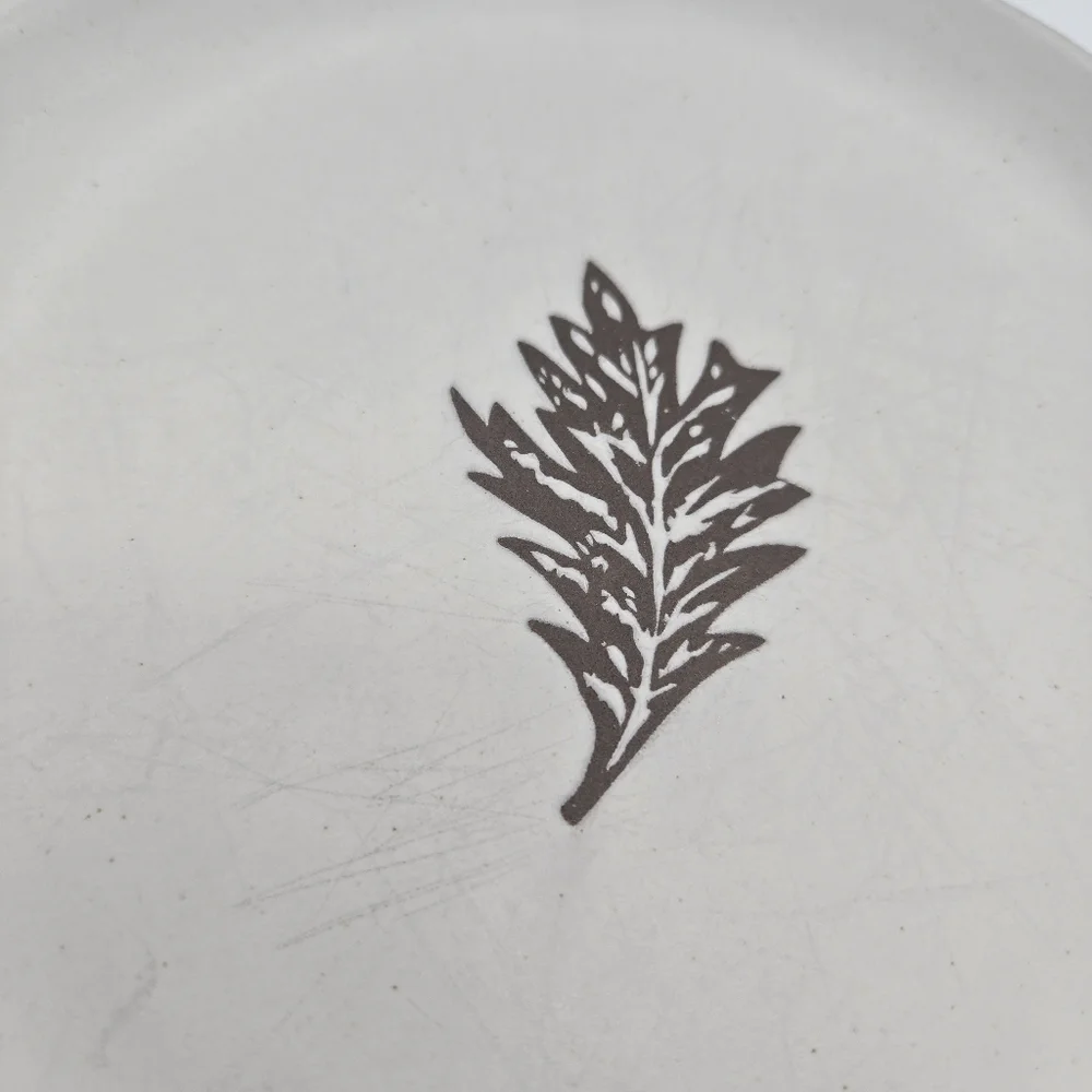Bee & Willow Set Of 4 White Leaf Print Dessert Appetizer Salad Stoneware Plates